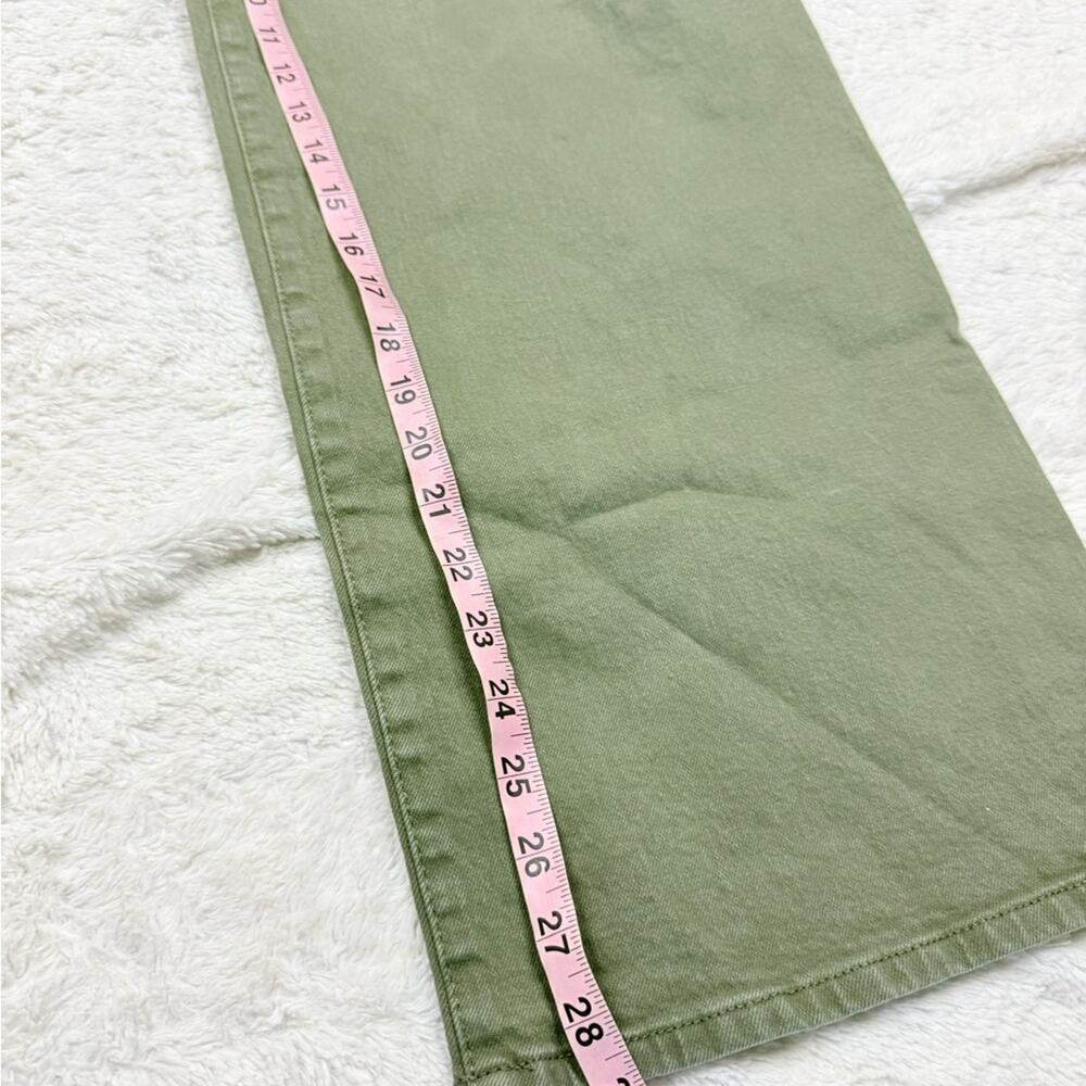 Universal Thread Cropped Wide-Leg Green Ankle Jeans - Picture 4 of 9